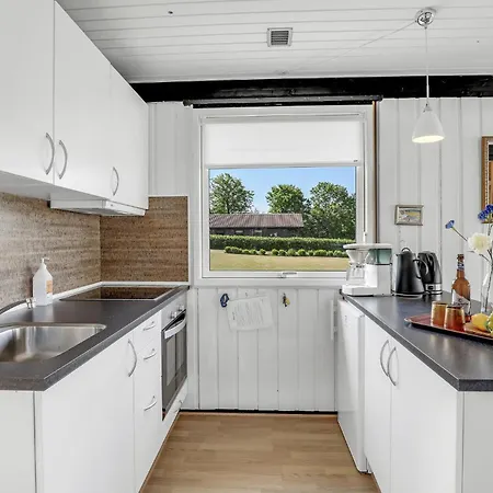 Ravnen Дом отдыха *