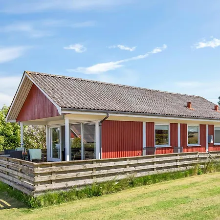 Ravnen Holiday home