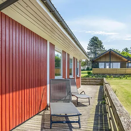 Holiday home Ravnen