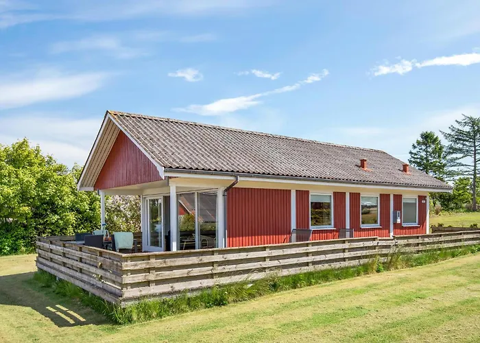 Ravnen Holiday home