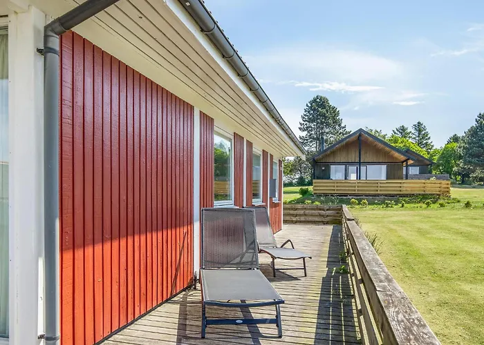 Holiday home Ravnen